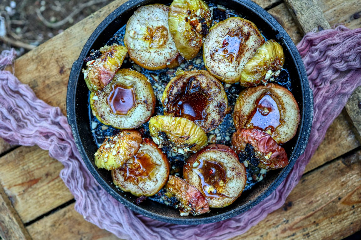 Baked apples
